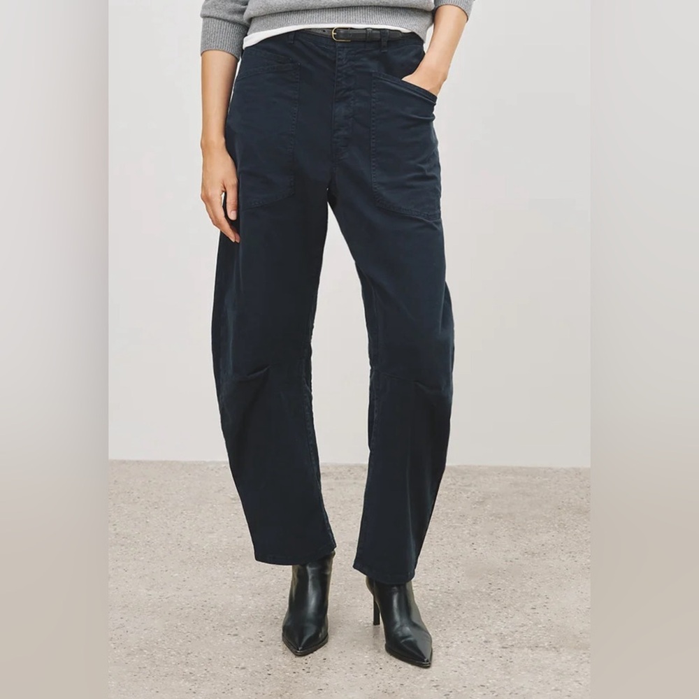 Nili Lotan Shon pant in midnight.